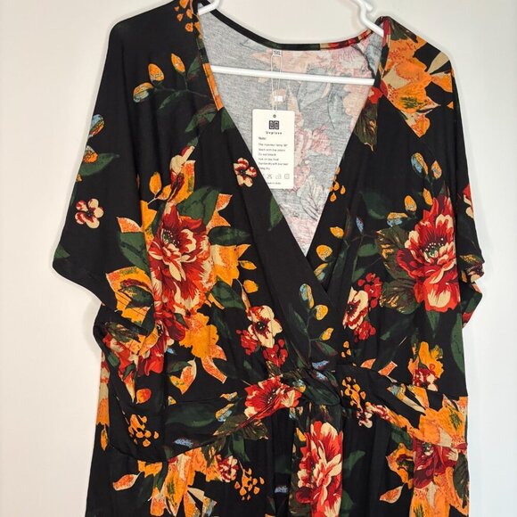 UVPLOVE NEW Short Sleeve V-Neck Faux Wrap Tunic Womens 5XL Floral Black Slimming - Picture 4 of 7